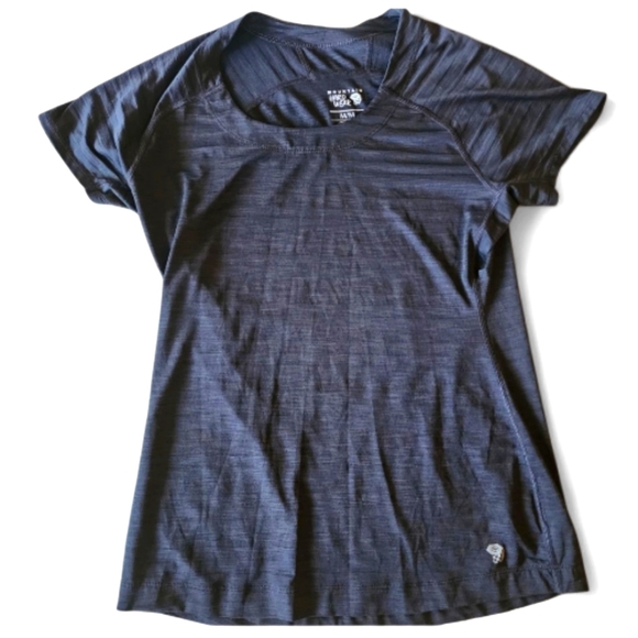 Mountain Hardwear Gray Fitted Short Sleeve Tee Size Medium - Picture 1 of 3
